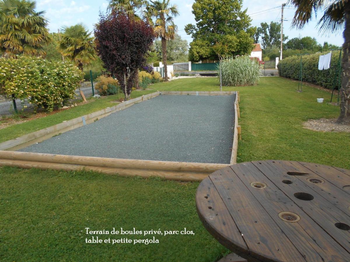 Marais Poitevin Bord Riviere Peche ,Barque, Velos, Wifi, Linge, Cheminee, Cuisine, Terrain De Boules La Taillee Экстерьер фото